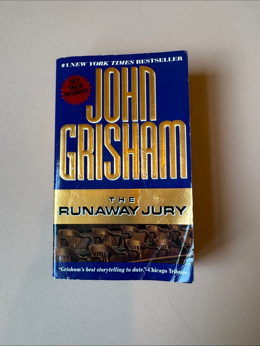 The Runaway Jury Paperback - Black & Yellow Back Cover